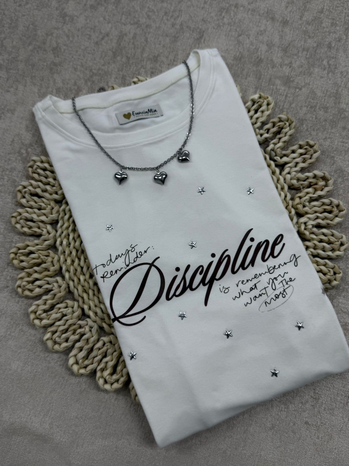 camiseta estampada discipline