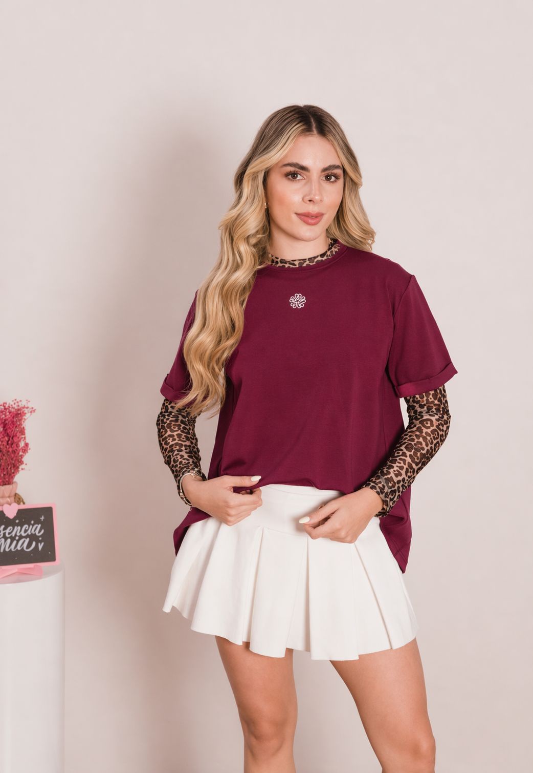 Camiseta con escote en la espalda-Ref. 198